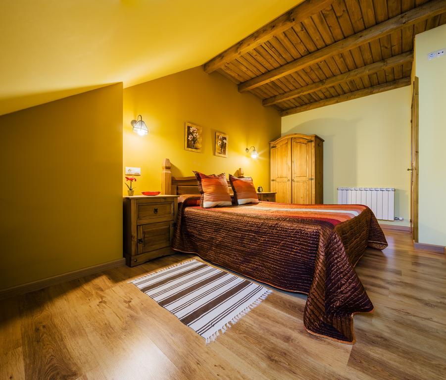 Apartamentos Rurales L´Abiseu Caboalles de Abajo Extérieur photo
