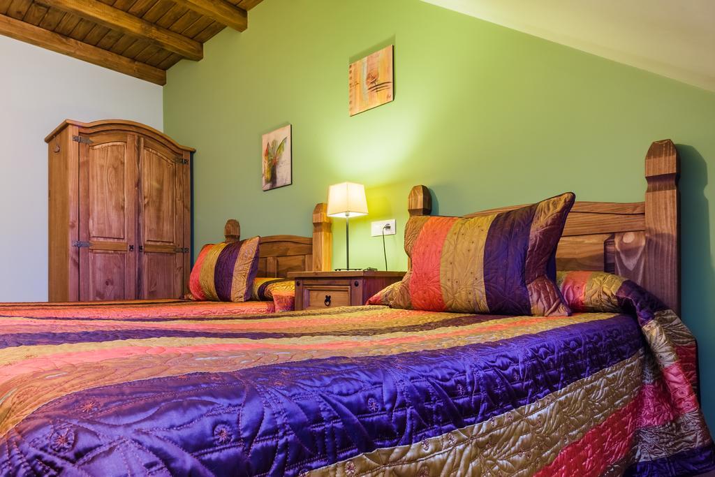 Apartamentos Rurales L´Abiseu Caboalles de Abajo Extérieur photo
