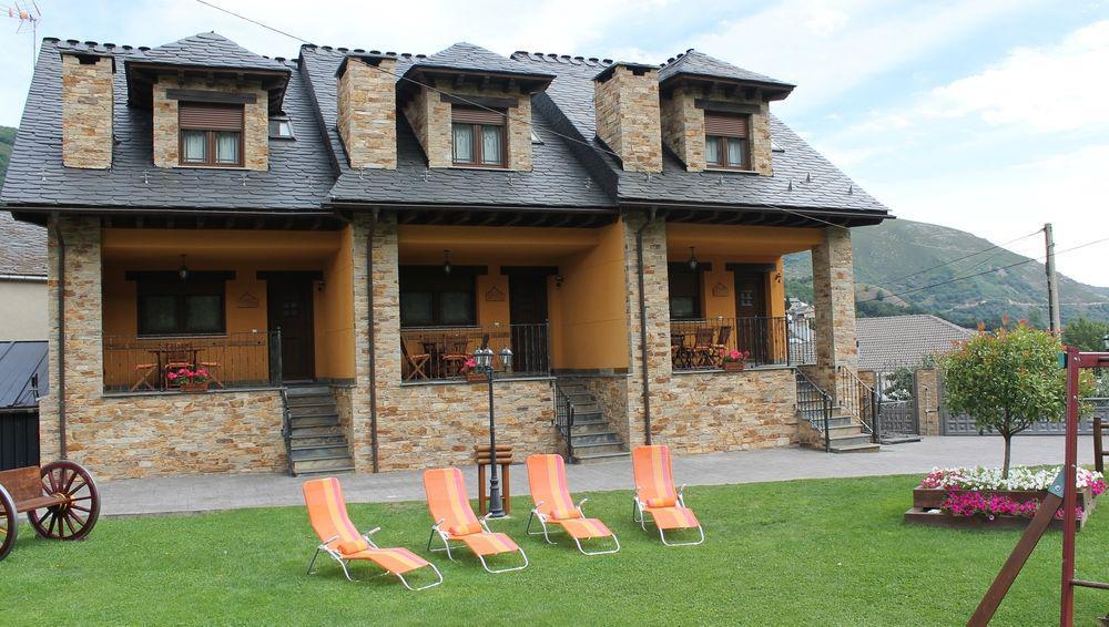 Apartamentos Rurales L´Abiseu Caboalles de Abajo Extérieur photo