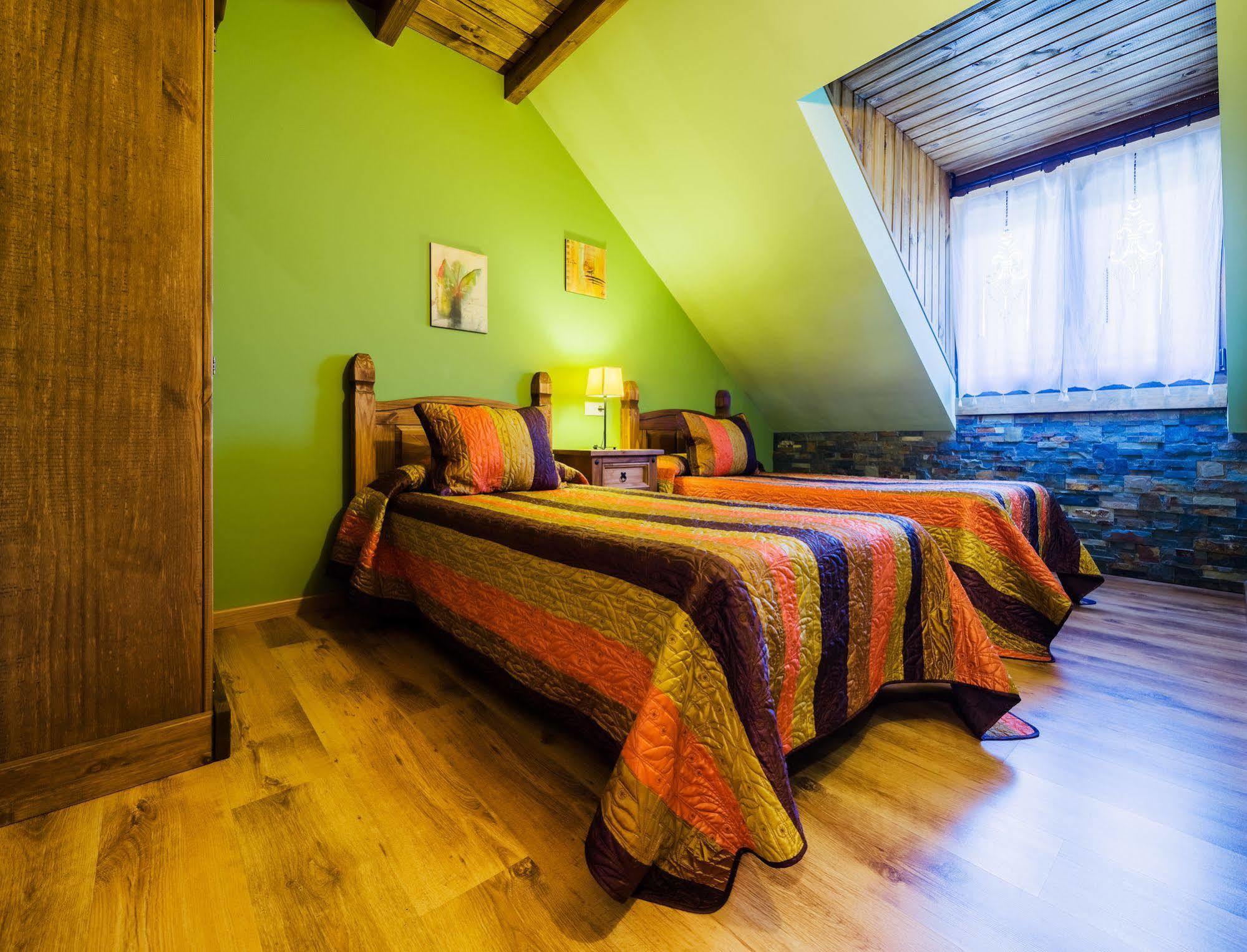 Apartamentos Rurales L´Abiseu Caboalles de Abajo Extérieur photo